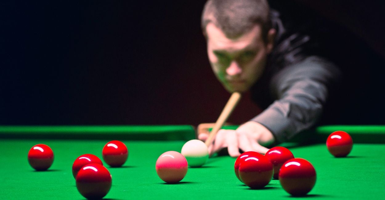 Register and join snooker billiard competition in Dubai