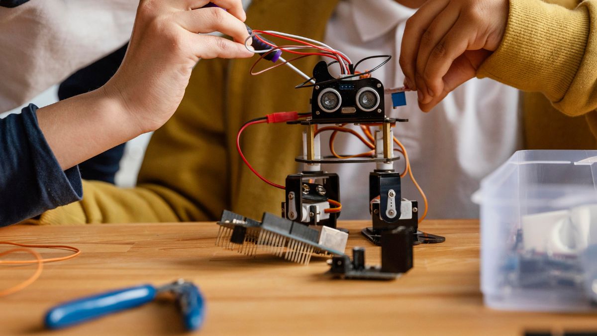 Individual Robotic Competition in Dubai