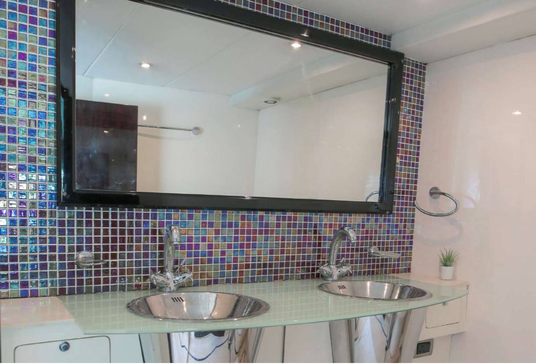 photo_2025-10-20_11-43-16