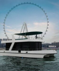 Party yacht In Dubai