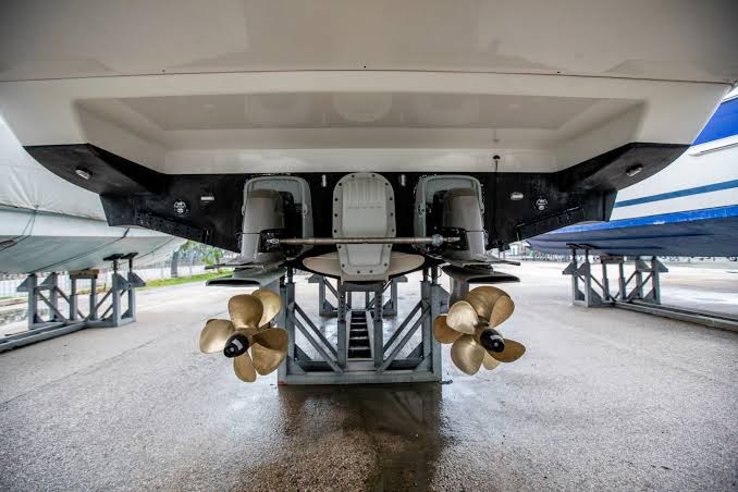 yacht repair in Dubai